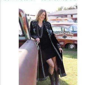 THE-STRAIT-DUSTER-BLACK-LONG-JACKET